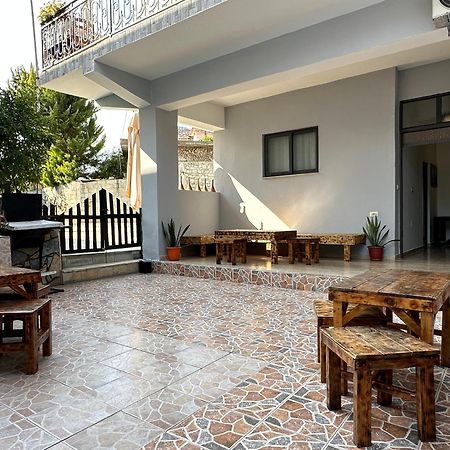Hanna'S Hostel Berat Exterior foto