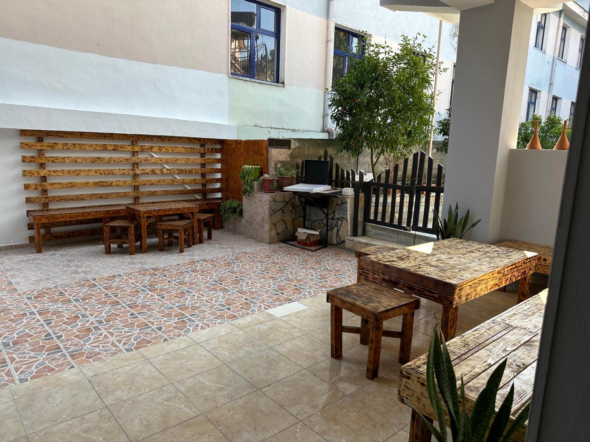 Hanna'S Hostel Berat Exterior foto